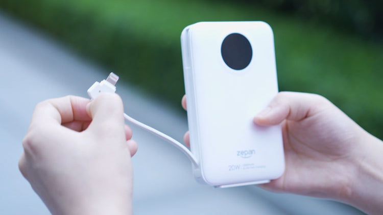 モバイルバッテリー pd100 おすすめ ３台のデバイスに同時充電可能